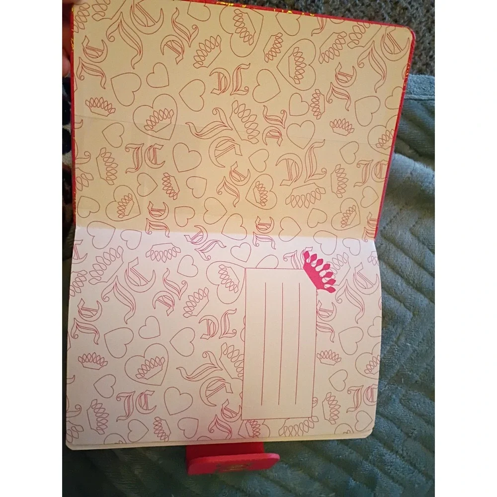 New Without Tags Juicy Couture Journal With Crown Pen 280 Pages Magnetic Closure